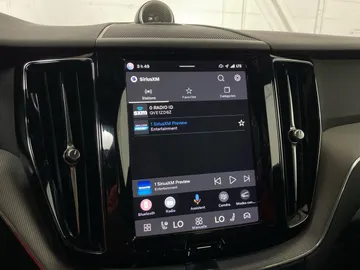 2022 Volvo XC60 - image 31
