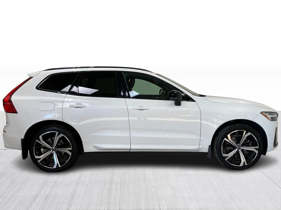 Volvo XC60 2022 à vendre - photo 2