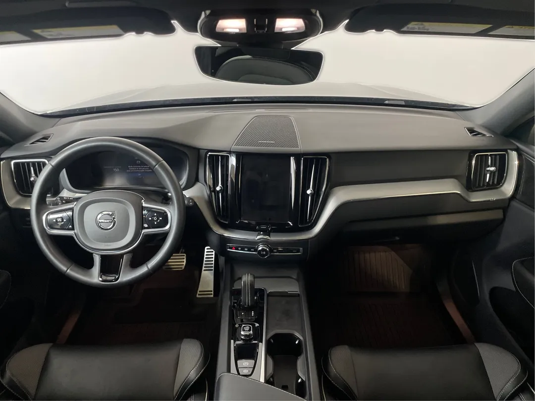 2022 Volvo XC60 — photo 4