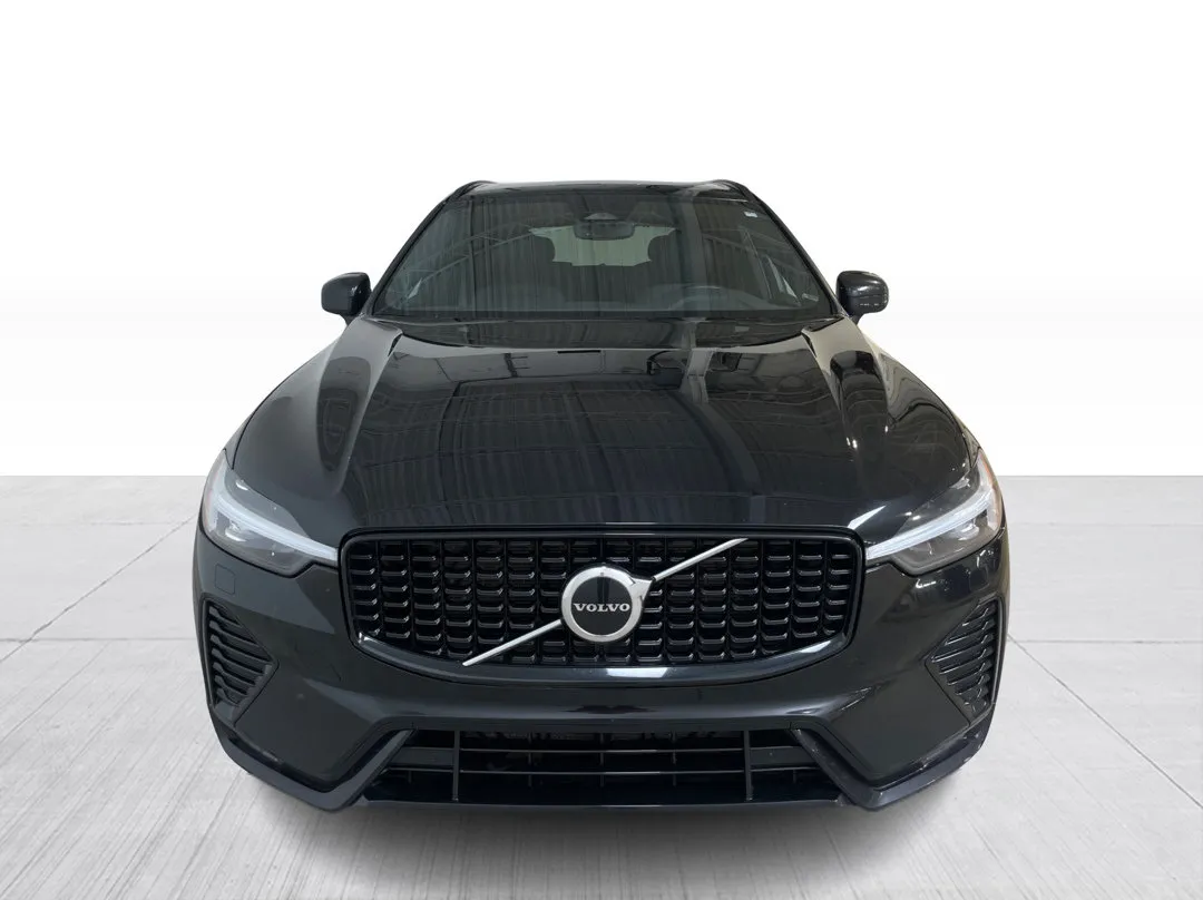 2022 Volvo XC60 — photo 8