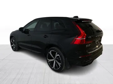 2022 Volvo XC60 - image 12
