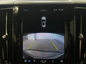2022 Volvo XC60 - image 25