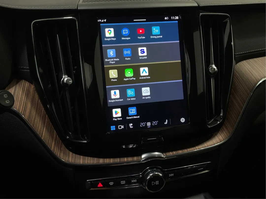 2023 Volvo XC60 — photo 7