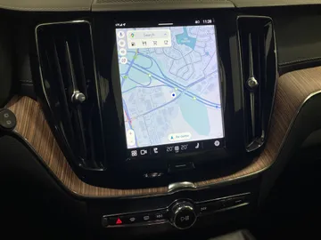 2023 Volvo XC60 - image 33