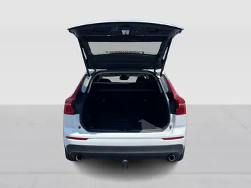 2021 Volvo XC60 - image 13