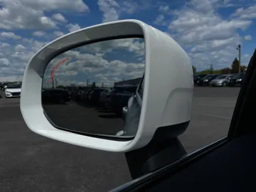 2021 Volvo XC60 - image 18