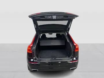 2019 Volvo XC60 - image 13