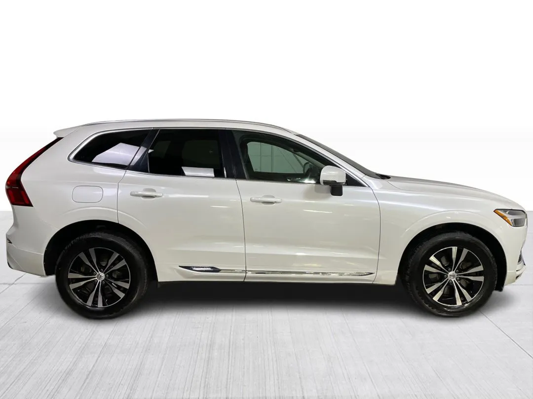2021 Volvo XC60 — photo 2