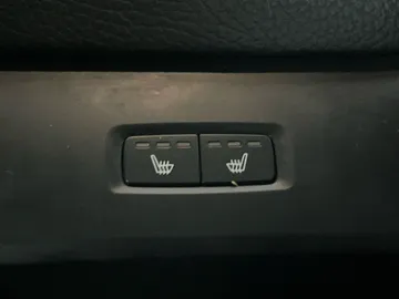 2021 Volvo XC60 - image 28