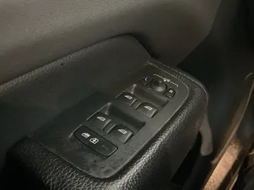 2021 Volvo XC60 - image 27