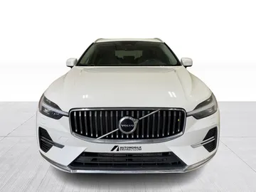 2022 Volvo XC60 Recharge - image 9