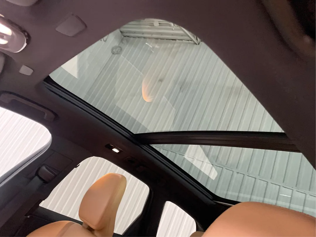 2022 Volvo XC60 Recharge — photo 5