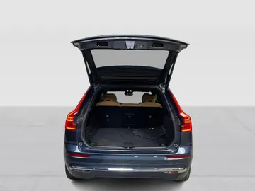 2022 Volvo XC60 Recharge - image 14