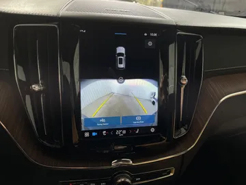 2022 Volvo XC60 Recharge - image 24