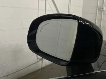 2022 Volvo XC60 Recharge - image 21