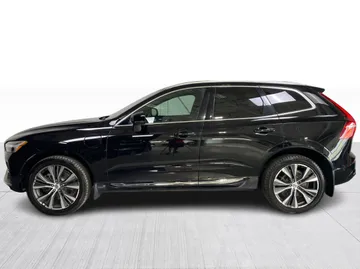 2022 Volvo XC60 Recharge - image 11