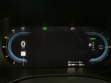 2022 Volvo XC60 Recharge - image 18