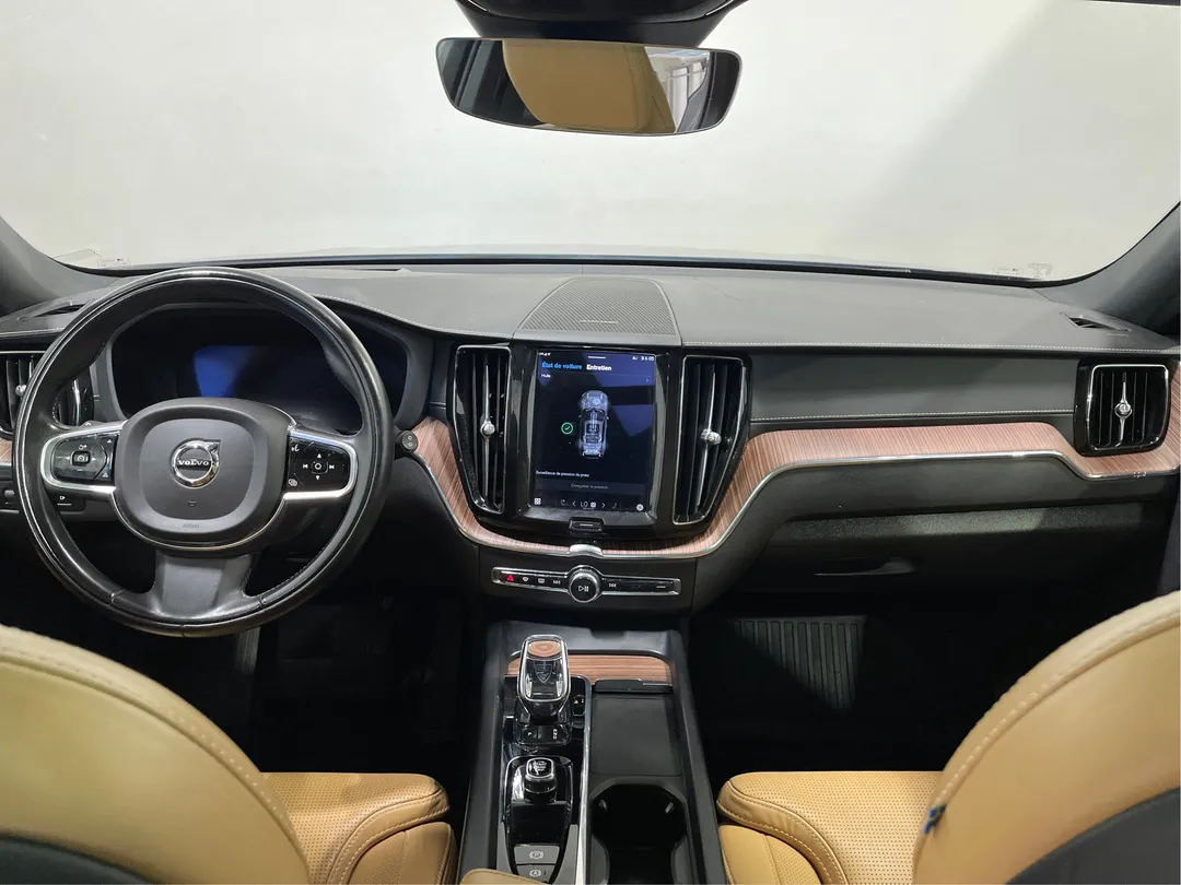 2022 Volvo XC60 Recharge — photo 4
