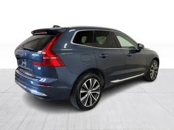 2022 Volvo XC60 Recharge - image 15