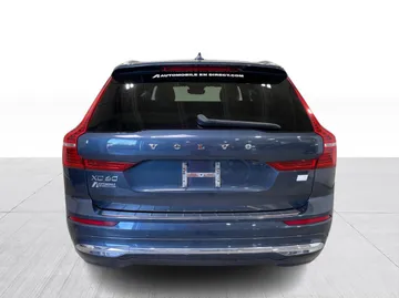 2022 Volvo XC60 Recharge - image 13