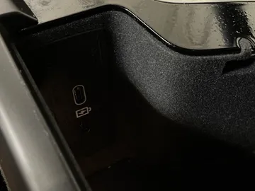 2022 Volvo XC60 Recharge - image 30