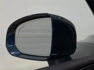 2022 Volvo XC60 Recharge - image 21
