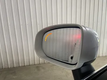 2022 Volvo XC60 Recharge - image 23