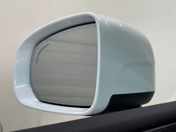 2022 Volvo XC60 Recharge - image 21