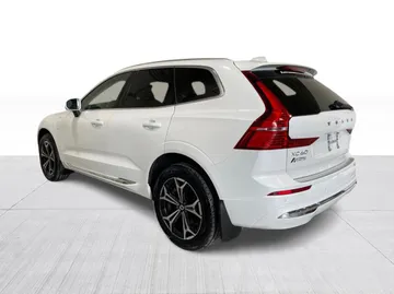 2022 Volvo XC60 Recharge - image 12