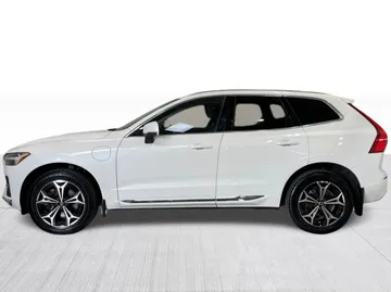 2022 Volvo XC60 Recharge - image 11