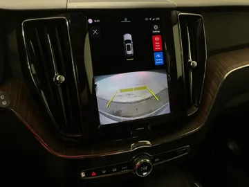 2022 Volvo XC60 Recharge - image 22