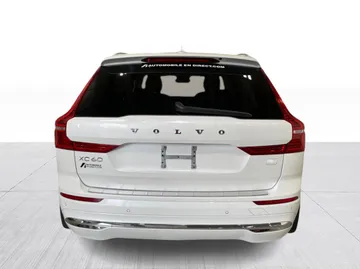 2022 Volvo XC60 Recharge - image 13