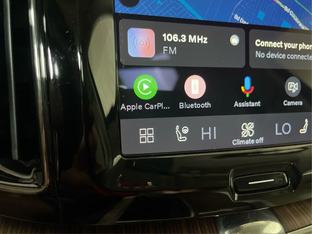 2022 Volvo XC60 Recharge — photo 7