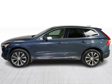2022 Volvo XC60 Recharge - image 11