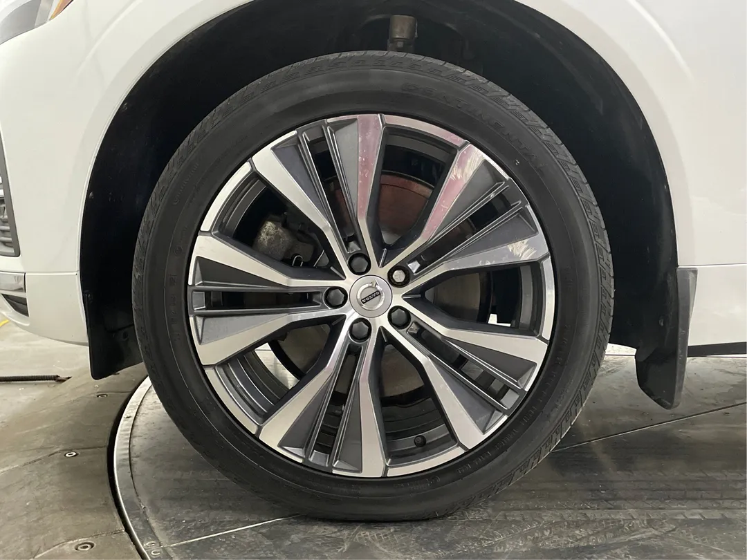 2022 Volvo XC60 Recharge — photo 6