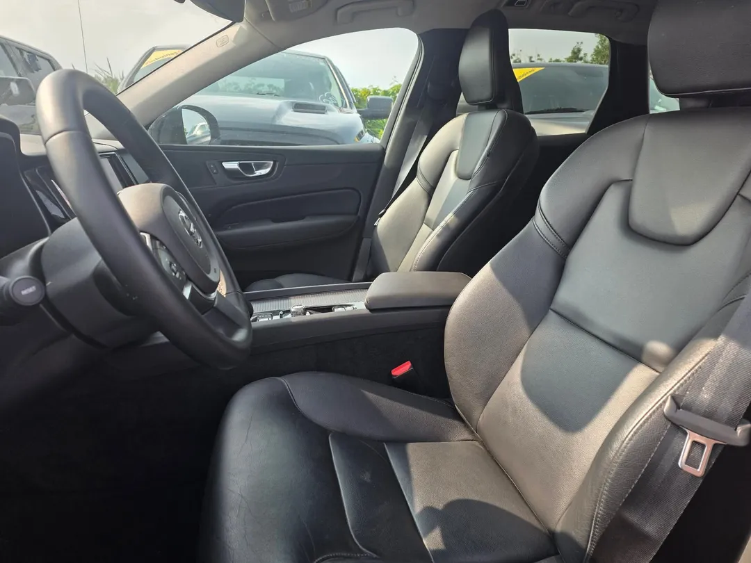2024 Volvo XC60 — photo 7