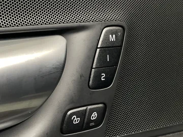2024 Volvo XC60 - image 17