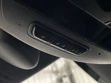 2024 Volvo XC60 - image 21