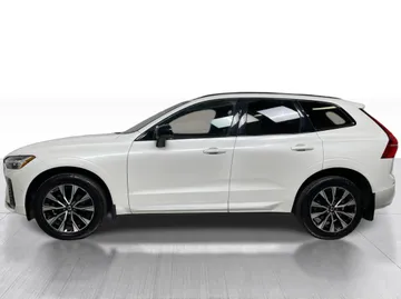 2024 Volvo XC60 - image 11
