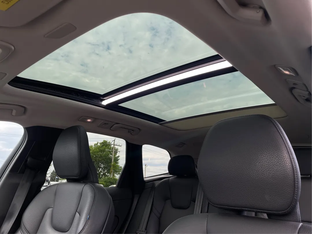 2024 Volvo XC60 — photo 5