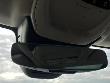 2024 Volvo XC60 - image 17