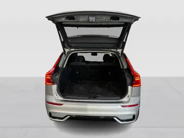 2024 Volvo XC60 - image 14