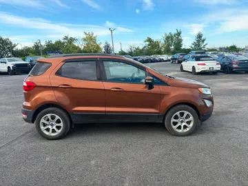 2018 Ford EcoSport - image 4