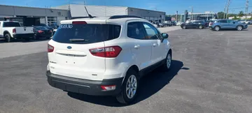 2018 Ford EcoSport - image 6