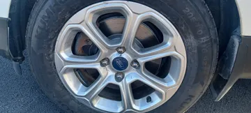 2018 Ford EcoSport - image 8