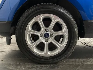 2018 Ford EcoSport - image 7