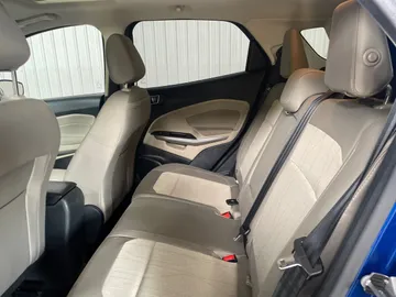 2019 Ford EcoSport - image 11