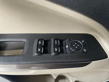2019 Ford EcoSport - image 26