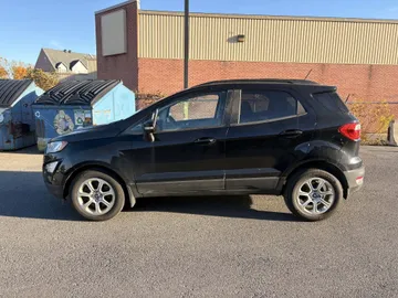 2021 Ford EcoSport - image 6
