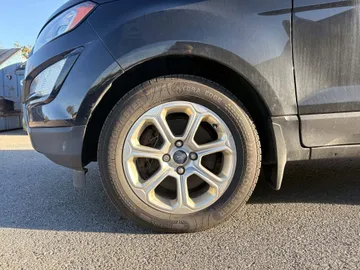 2021 Ford EcoSport - image 7